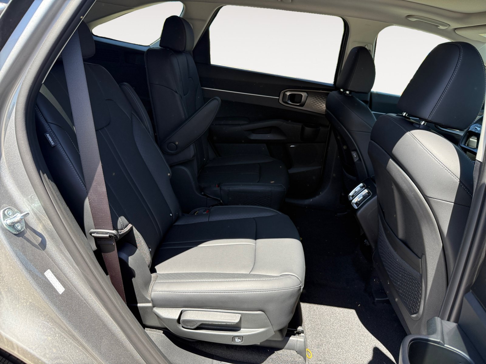 New 2026 Kia Sorento EX w/ EX Premium Package AWD/4WD image 18