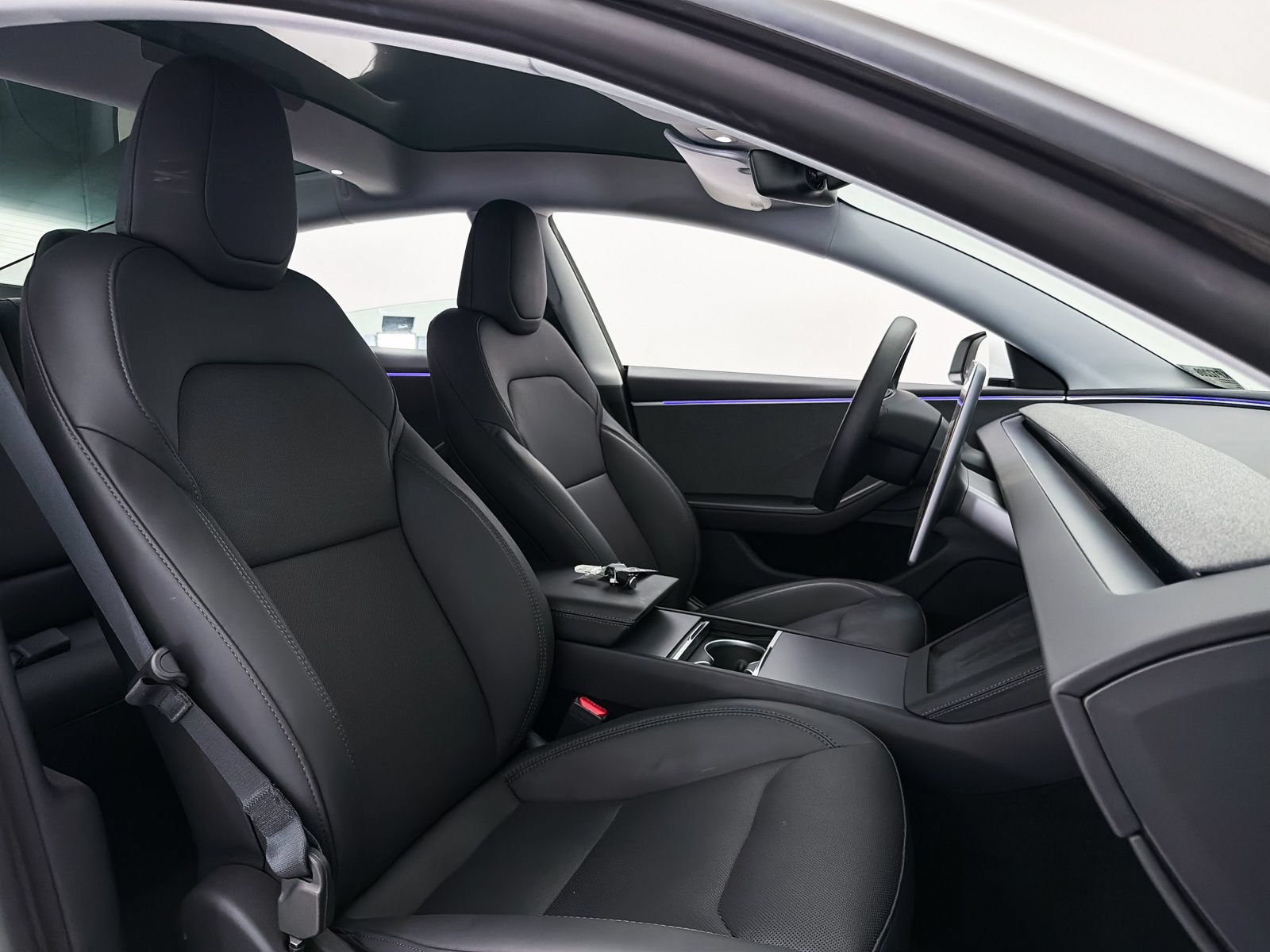 Used 2024 Tesla Model 3 Standard Range RWD image 26