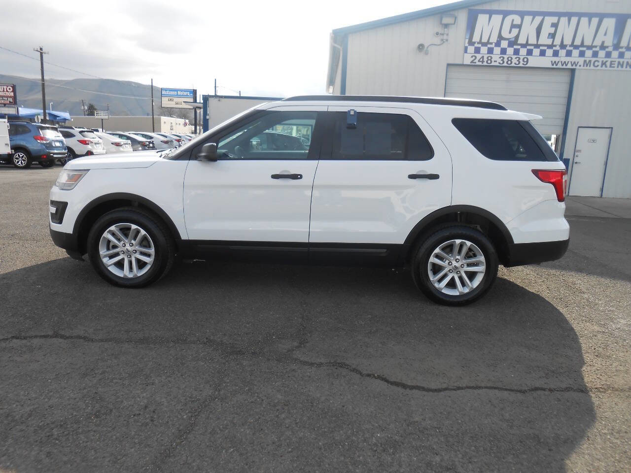 Used 2017 Ford Explorer 4WD image 6