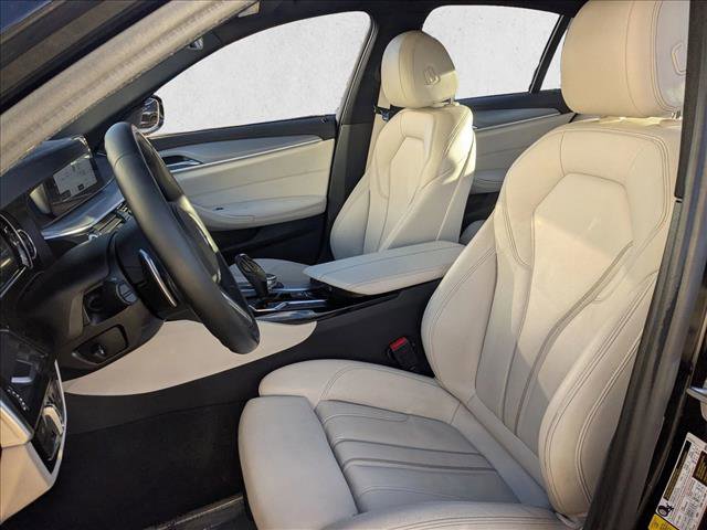 Used 2017 BMW 540i xDrive image 16