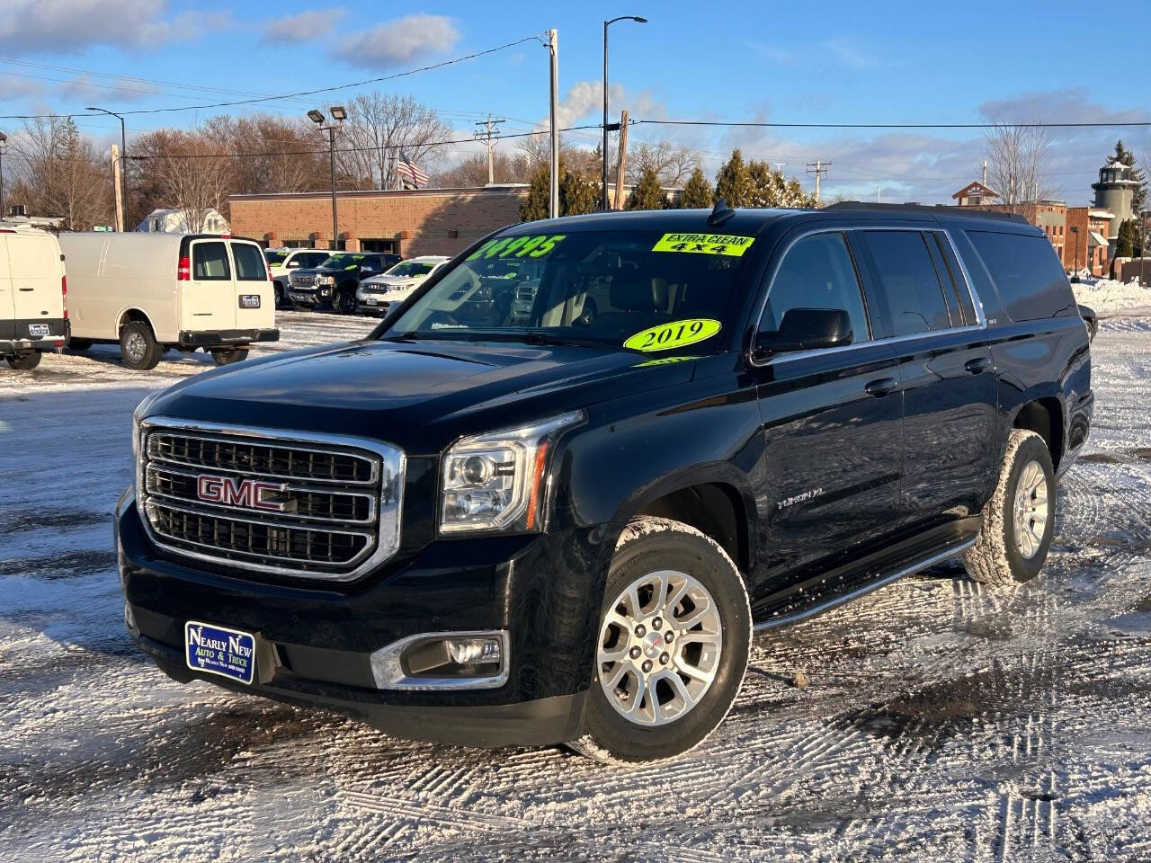 Used 2019 GMC Yukon XL SLT image 8