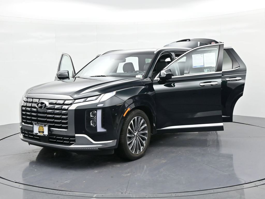 Used 2024 Hyundai Palisade Calligraphy image 28