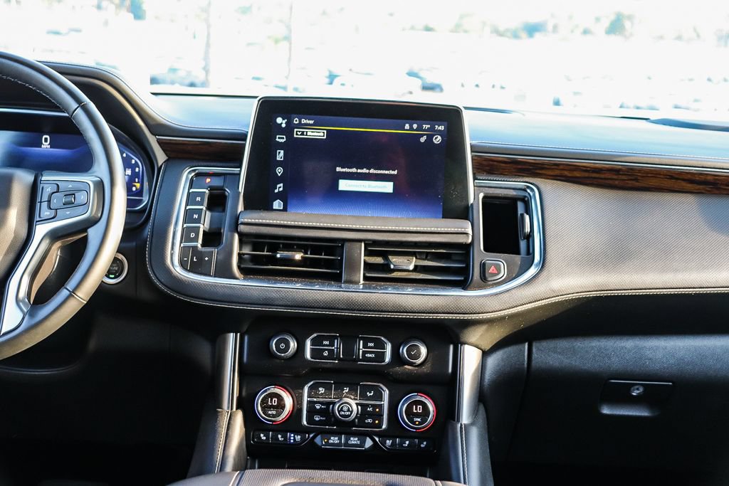 Used 2024 Chevrolet Tahoe Premier AWD/4WD image 14