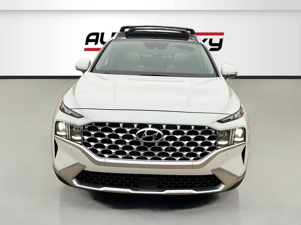 Used 2022 Hyundai Santa Fe Limited FWD image 2