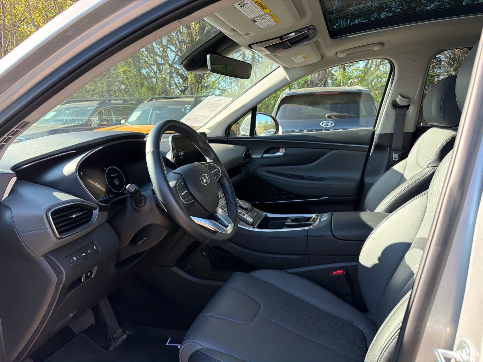 Used 2023 Hyundai Santa Fe SEL w/ Premium Package AWD/4WD image 5