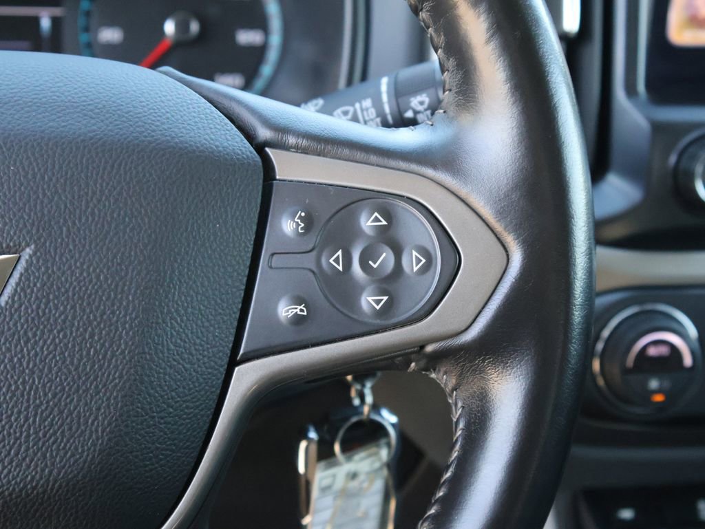 Used 2018 Chevrolet Colorado Z71 image 33