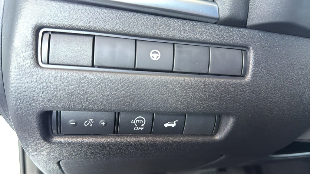 New 2026 Nissan Rogue SV AWD/4WD image 24