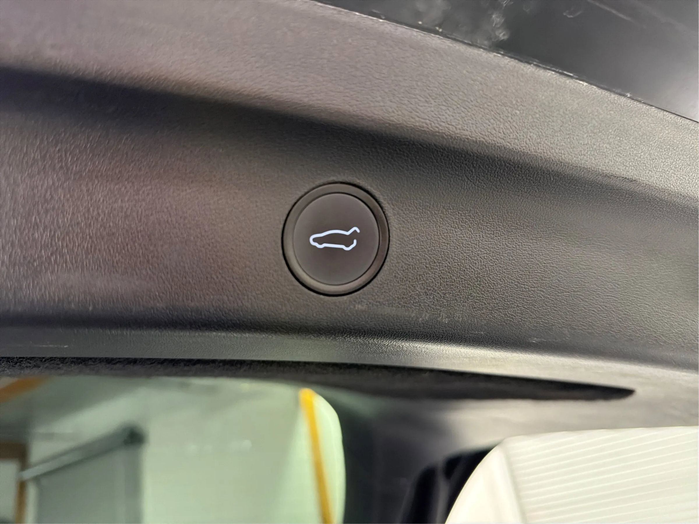 Used 2022 Tesla Model Y Performance image 25