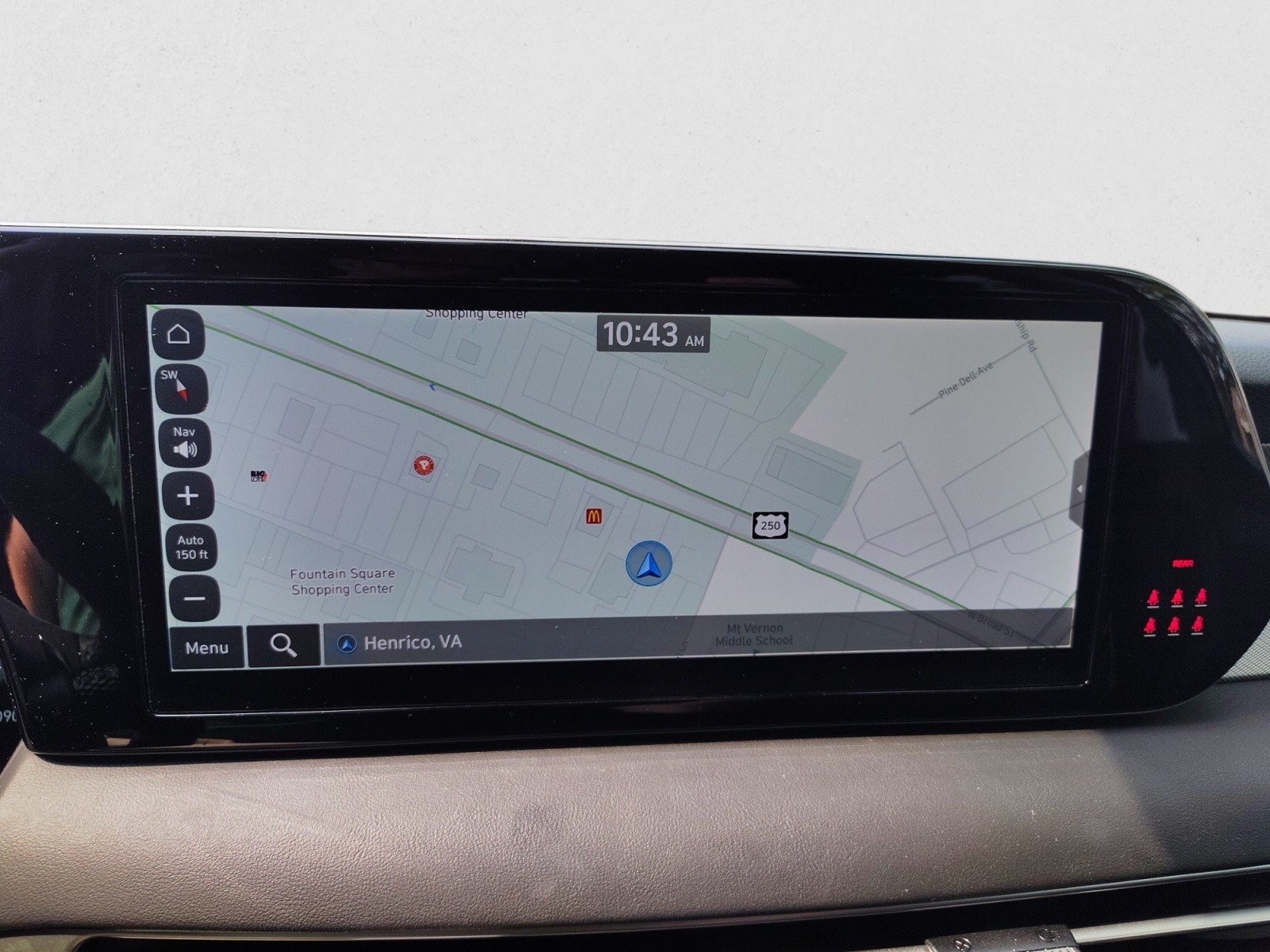 Used 2024 Hyundai Palisade SEL FWD image 16