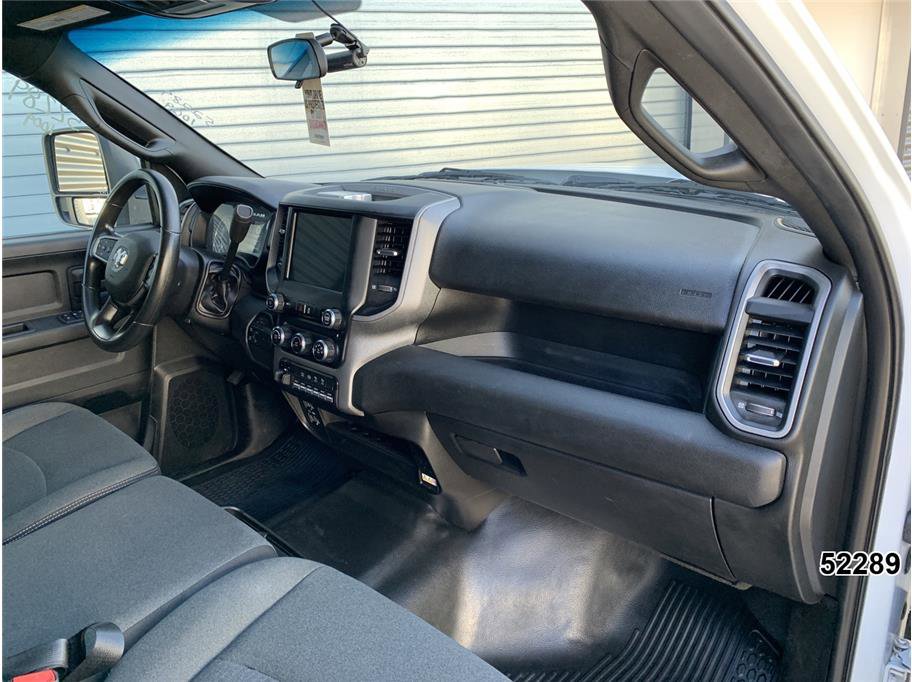 Used 2024 RAM 2500 Tradesman w/ Chrome Appearance Group AWD/4WD image 24