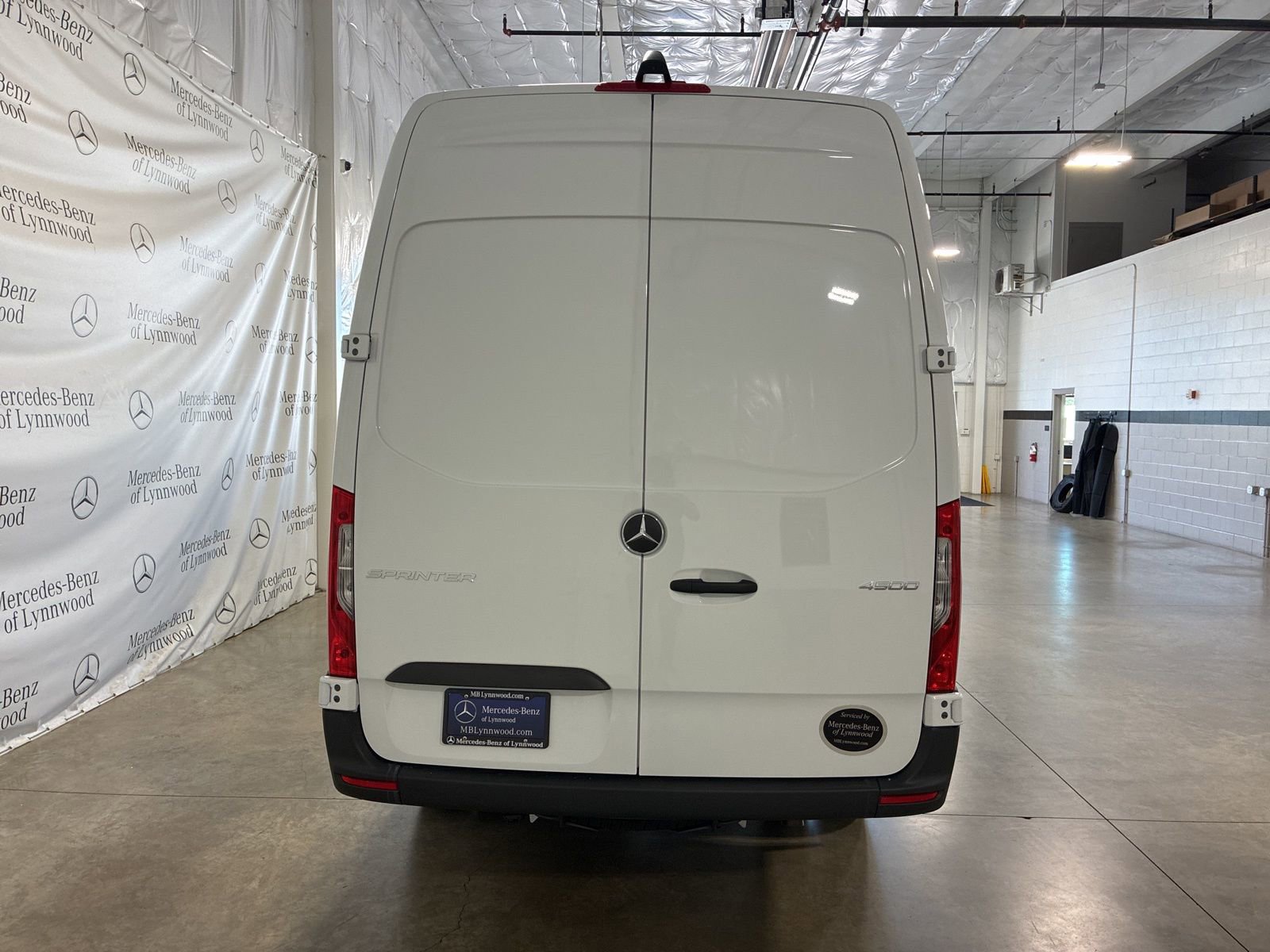 New 2025 Mercedes-Benz Sprinter 4500 image 6
