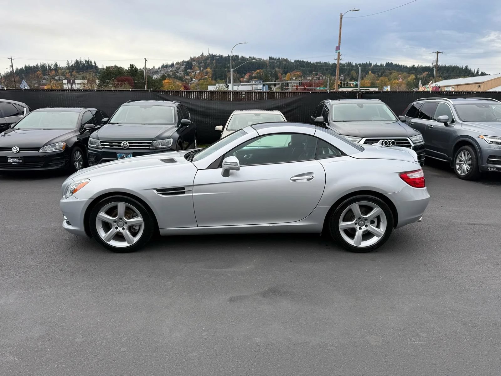 Used 2015 Mercedes-Benz SLK 250 image 10