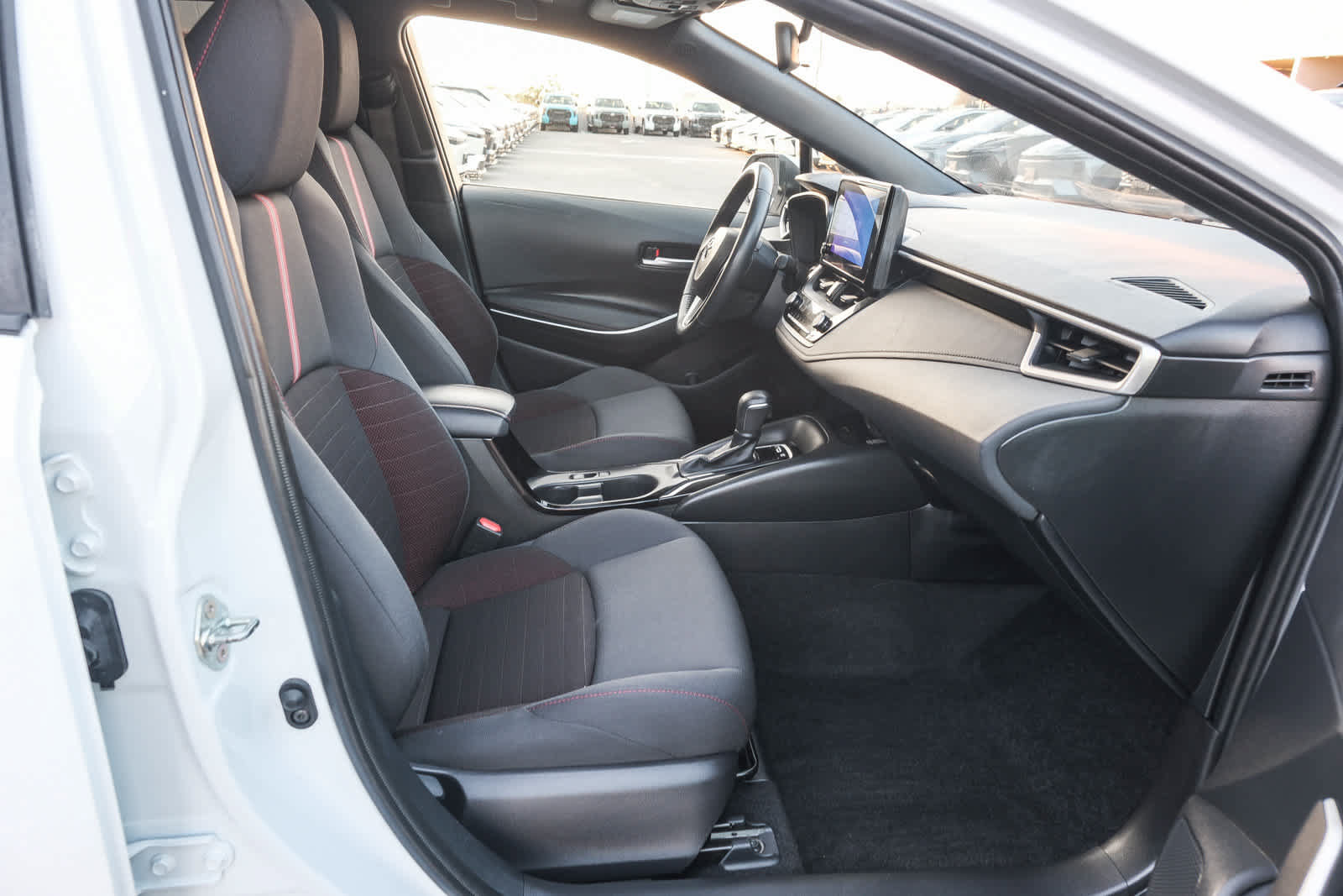 Certified 2024 Toyota Corolla SE w/ SE Package FWD image 18