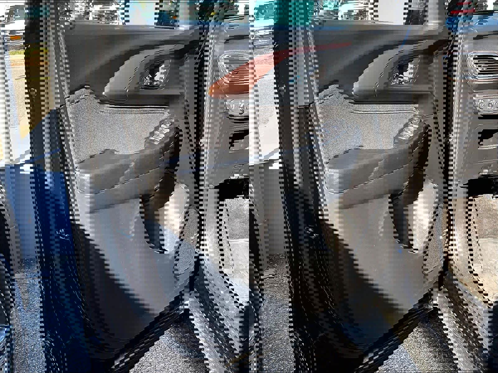 Used 2022 Chevrolet TrailBlazer ACTIV w/ Technology Package AWD/4WD image 9