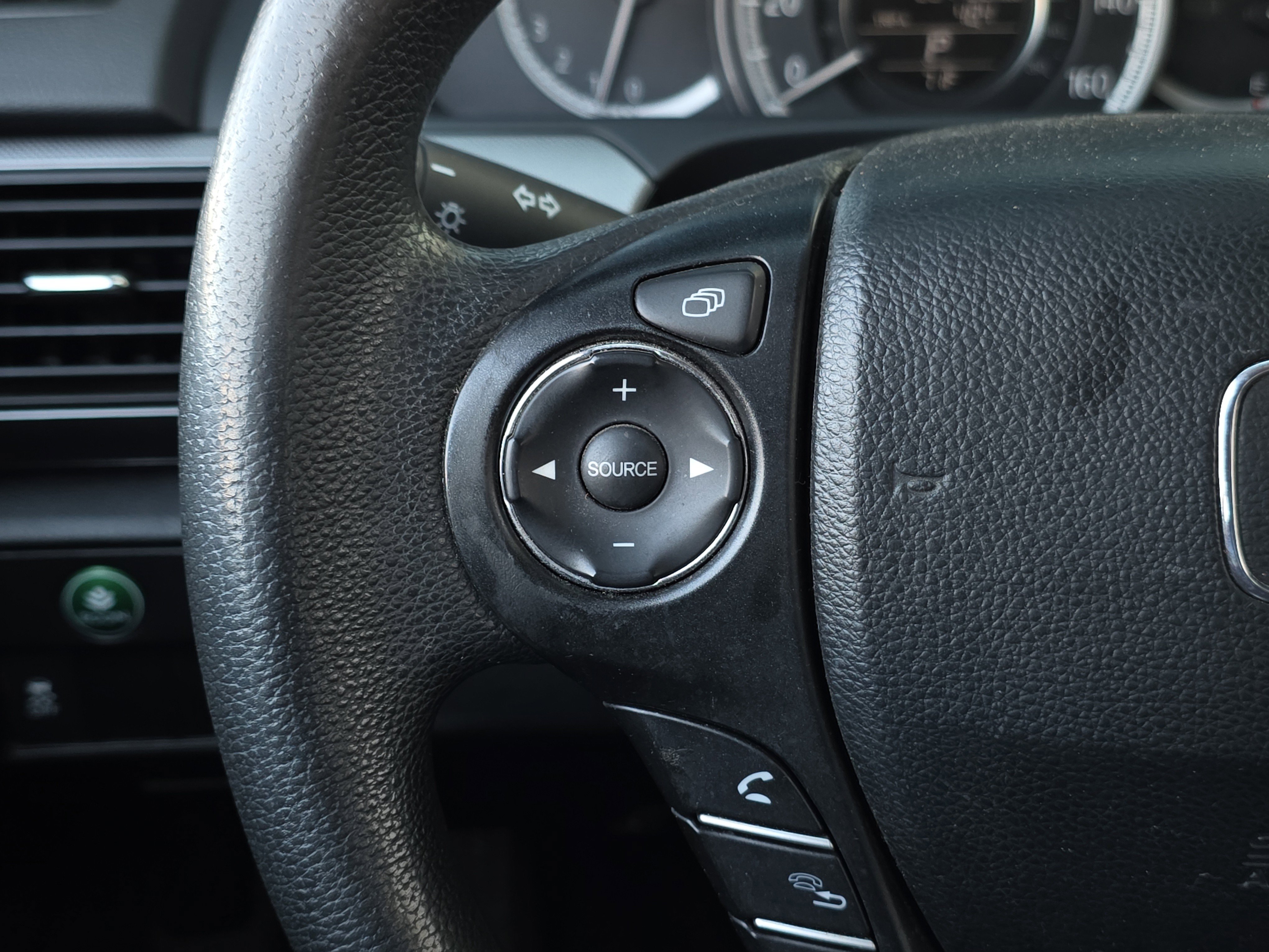 Used 2014 Honda Accord LX image 15