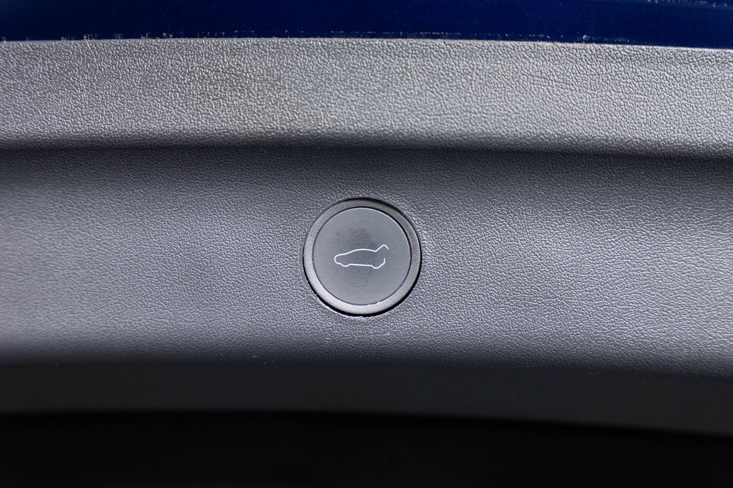 Used 2024 Tesla Model Y Long Range image 22