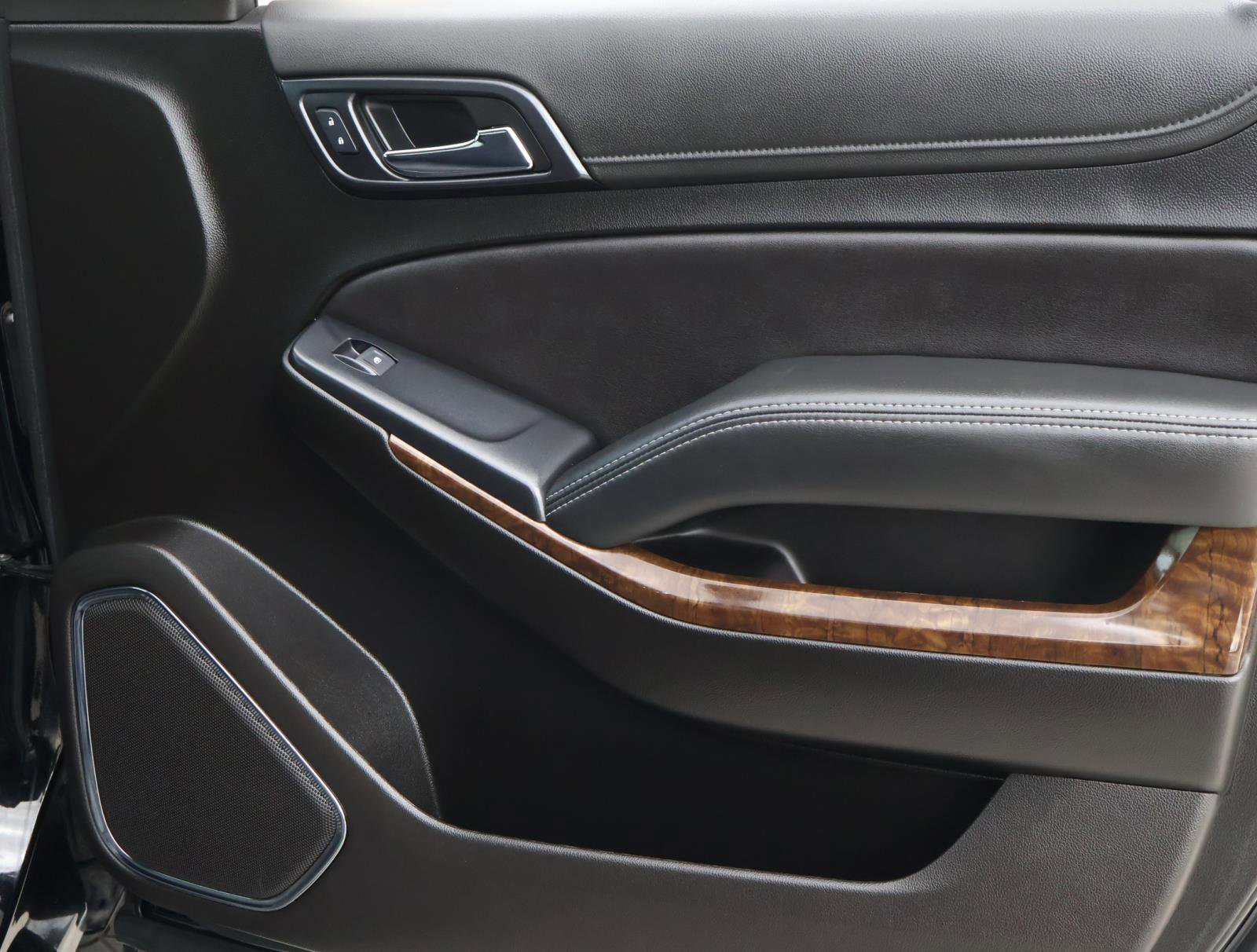 Used 2019 Chevrolet Tahoe LS image 17