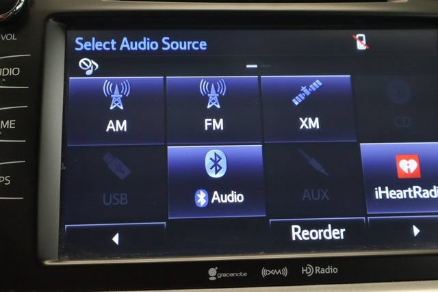 Certified 2017 Toyota Highlander SE AWD/4WD image 27