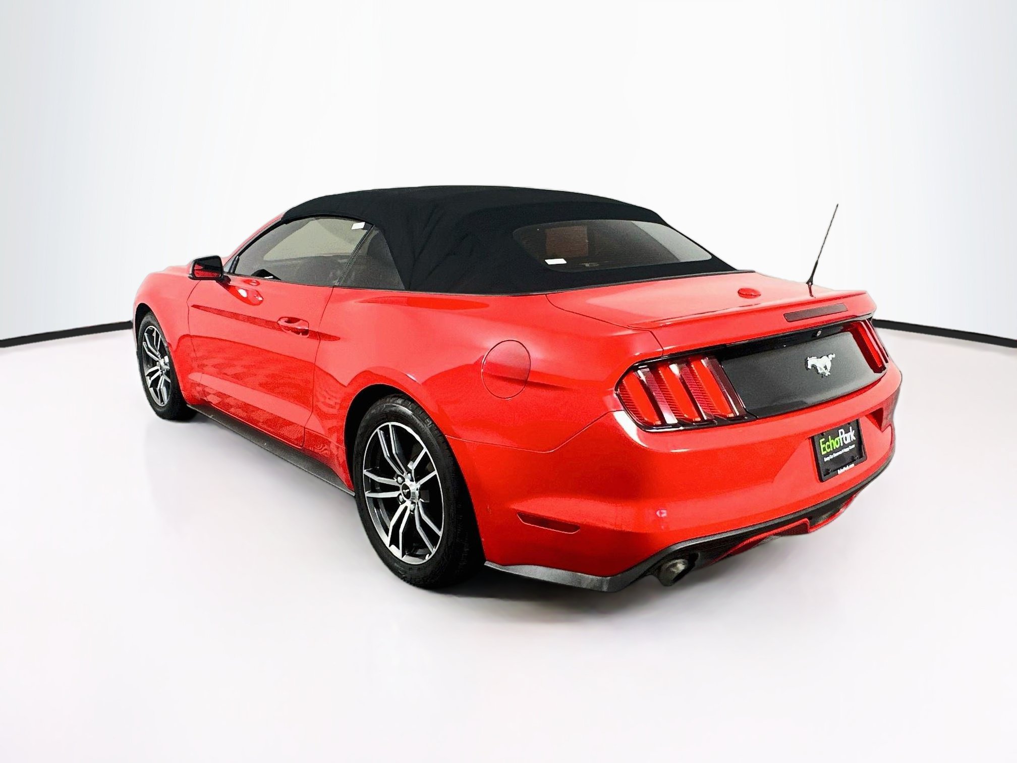 Used 2017 Ford Mustang Premium RWD image 5