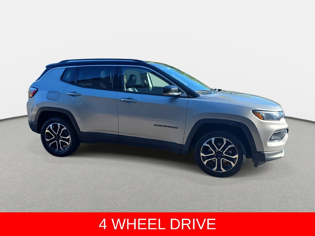 Certified 2022 Jeep Compass Limited w/ Sun and Sound Group AWD/4WD image 4