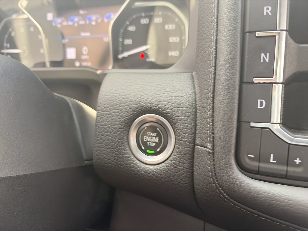 Used 2021 GMC Yukon XL Denali AWD/4WD image 27
