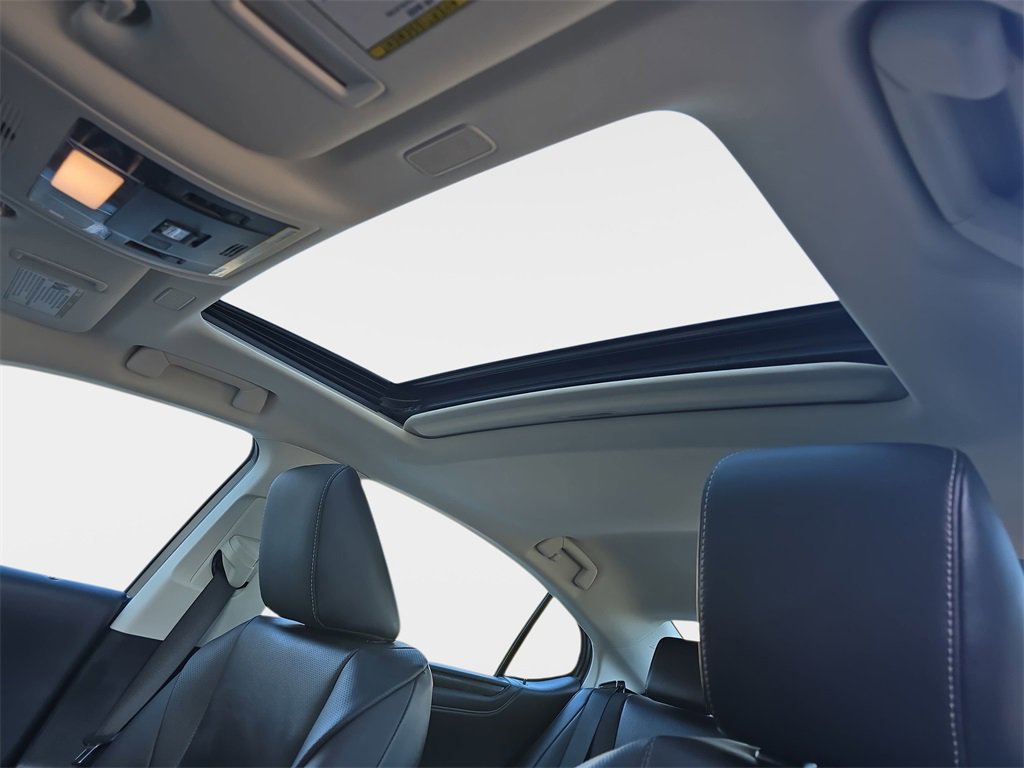 Used 2024 Lexus ES 250 w/ Premium Package image 29