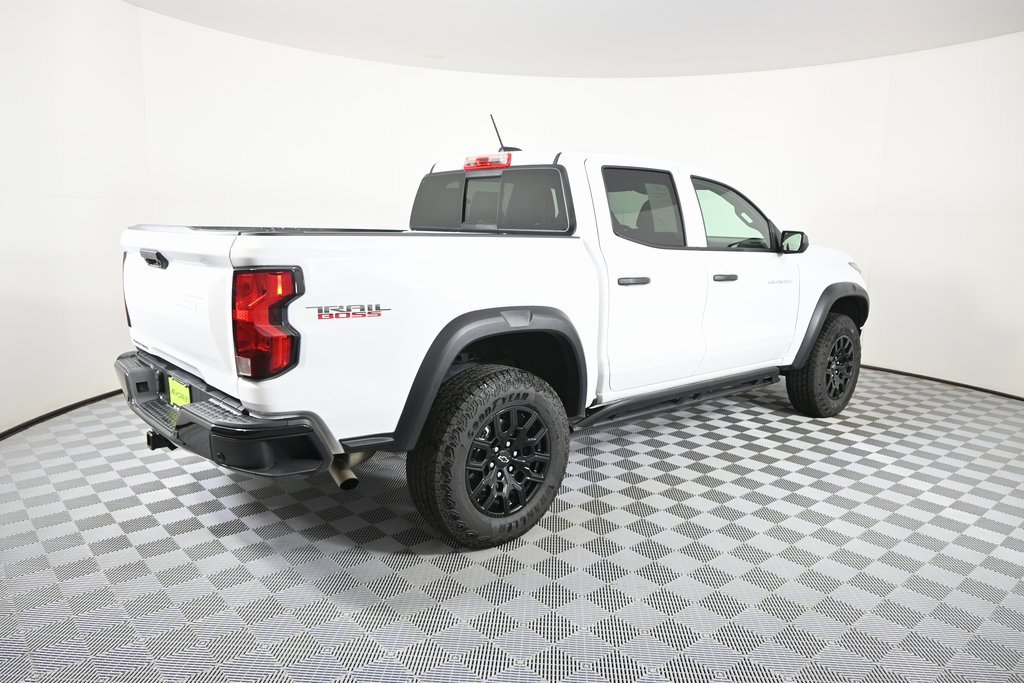 Used 2024 Chevrolet Colorado Trail Boss w/ Advanced Trailering Package image 7