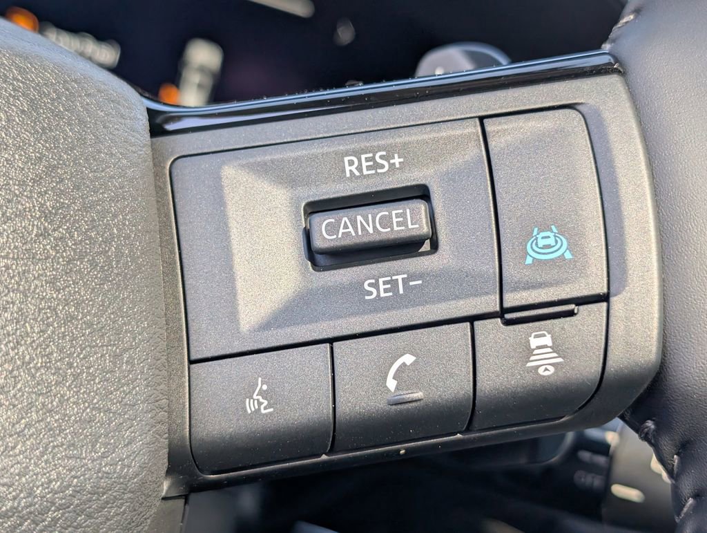 New 2026 Nissan Pathfinder SL image 21