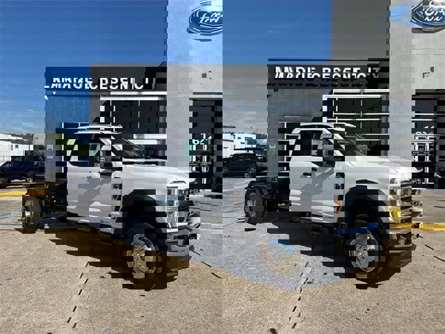 New 2025 Ford F550 4x4 SuperCab Super Duty