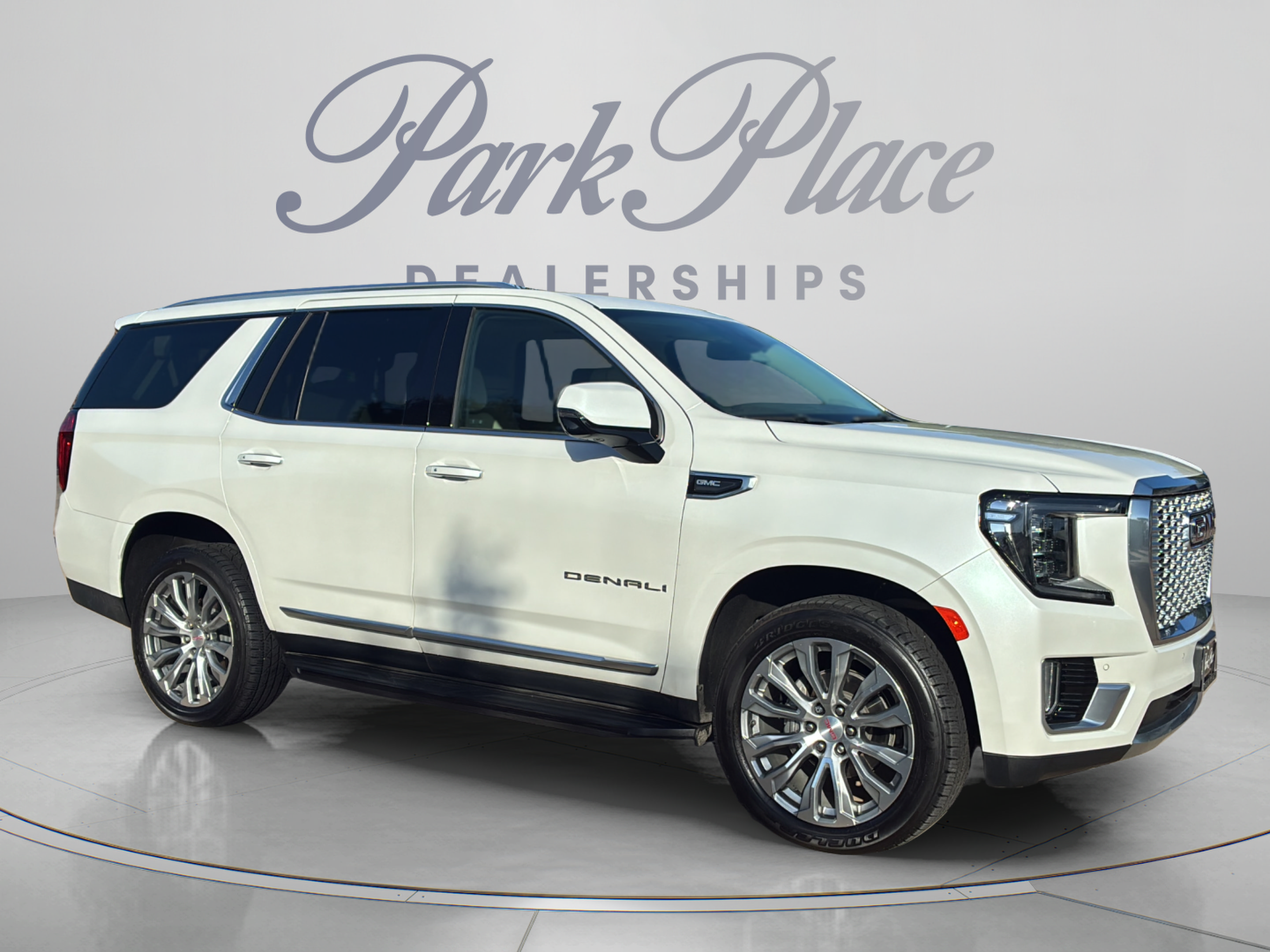 Used 2021 GMC Yukon Denali AWD/4WD image 7