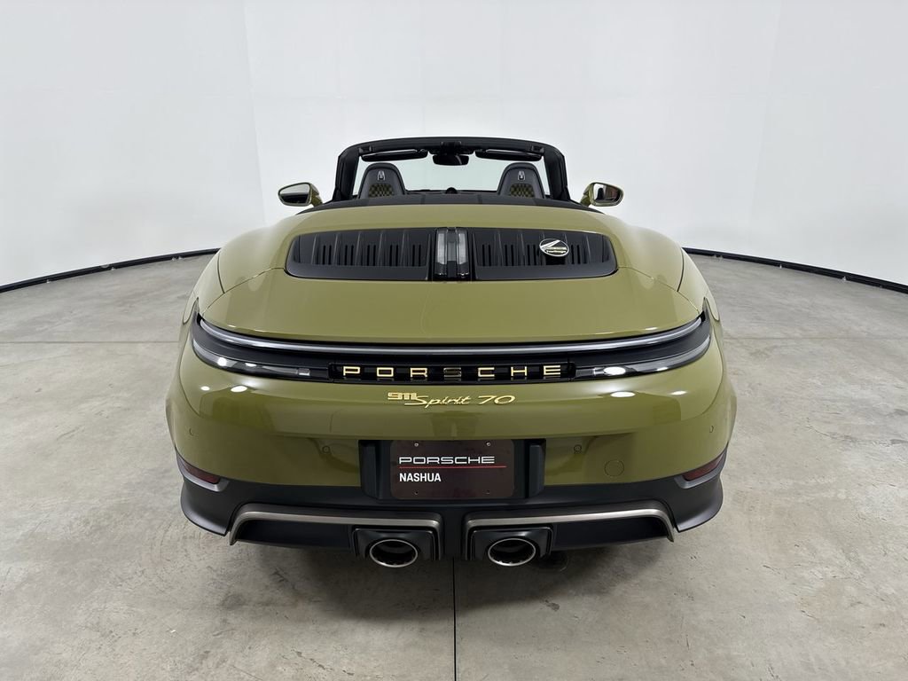 New 2026 Porsche 911 GTS image 6