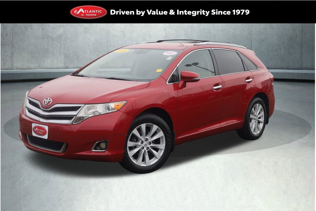 Used 2015 Toyota Venza LE AWD/4WD image 1