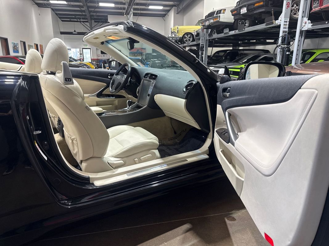 Used 2010 Lexus IS 250C image 80