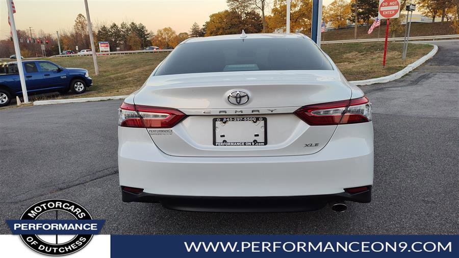 Used 2019 Toyota Camry XLE FWD image 4