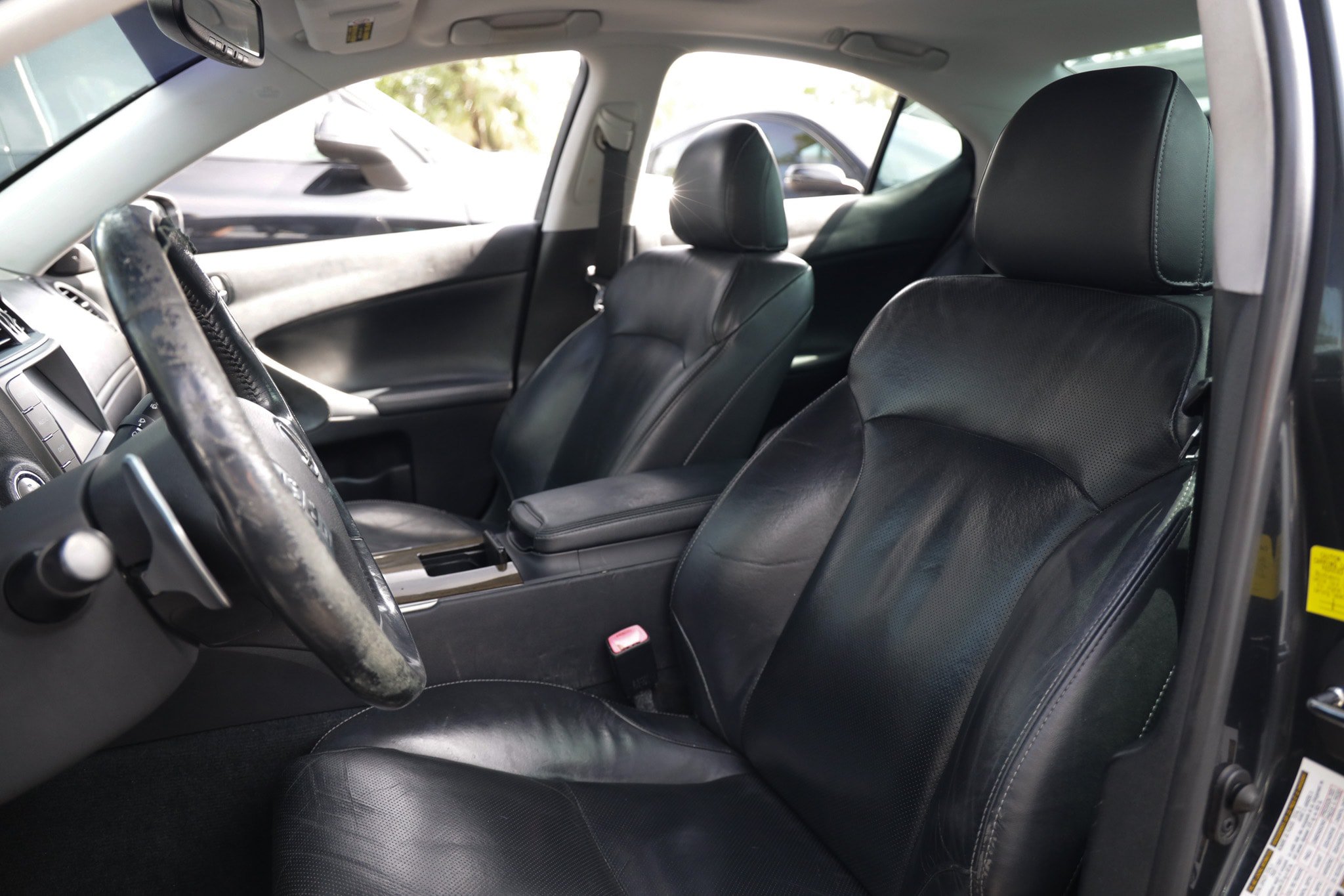 Used 2011 Lexus IS 350 w/ Premium Pkg Value Edition RWD image 10
