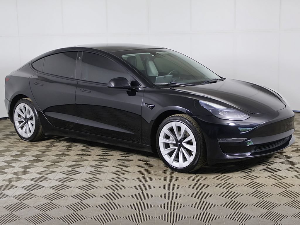 Used 2023 Tesla Model 3 Standard Range RWD image 52