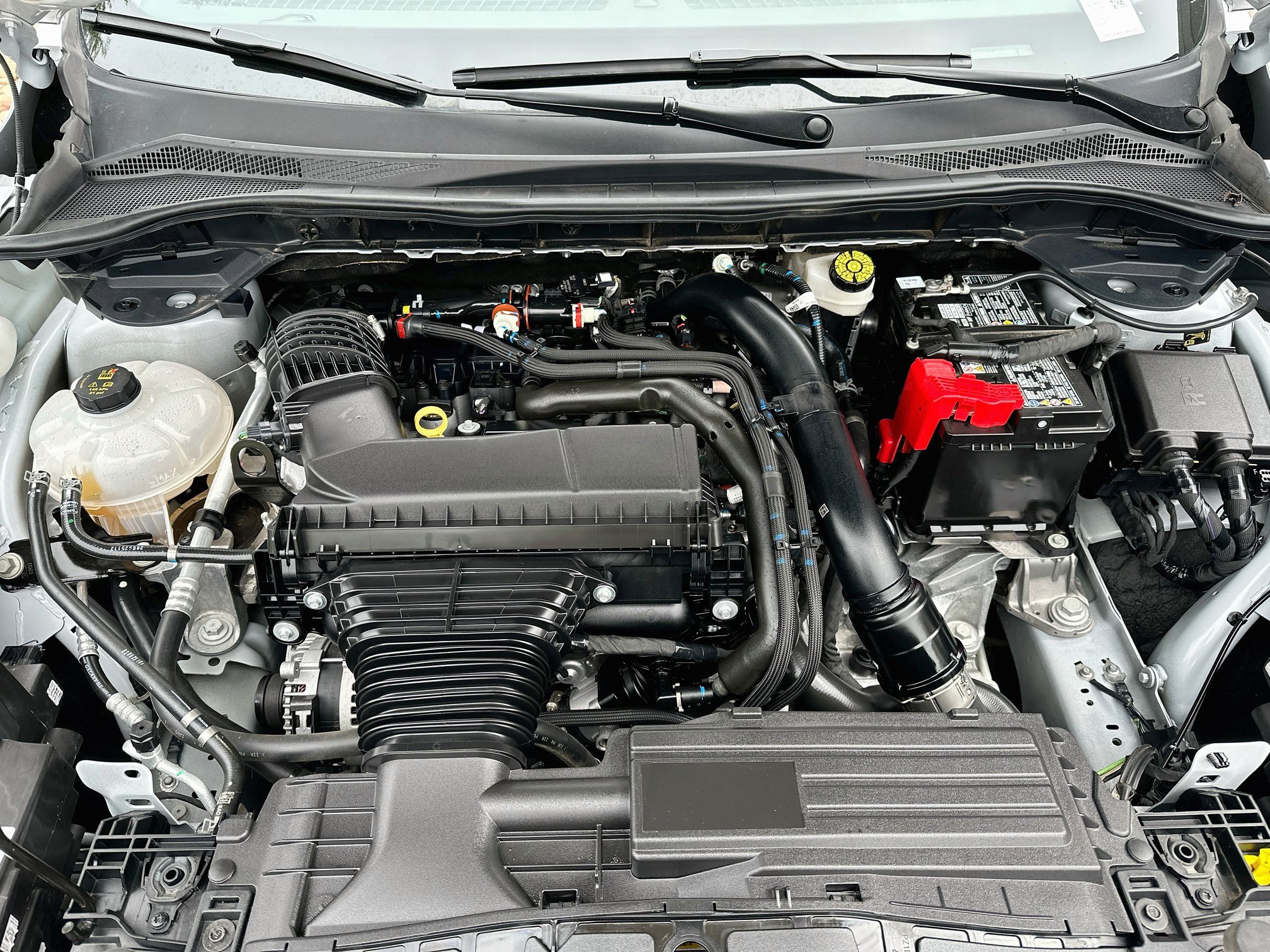 Used 2025 Ford Escape Platinum AWD/4WD image 33