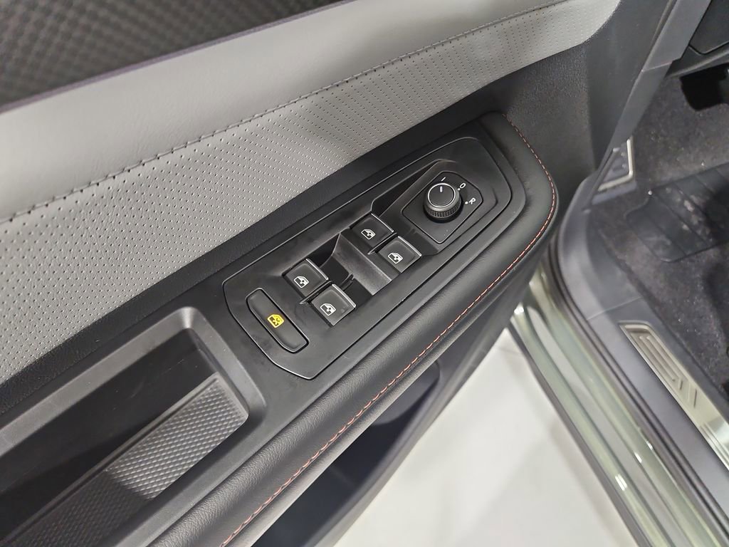 New 2026 Volkswagen Atlas Peak Edition image 22