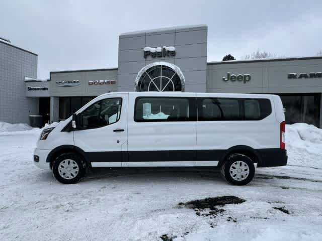 Used 2023 Ford Transit 350 XLT RWD image 3