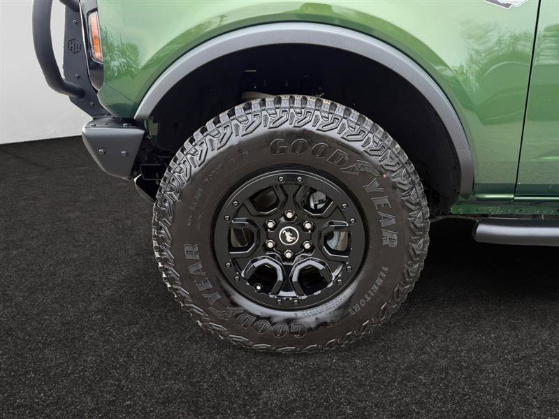 Used 2023 Ford Bronco Wildtrak image 15