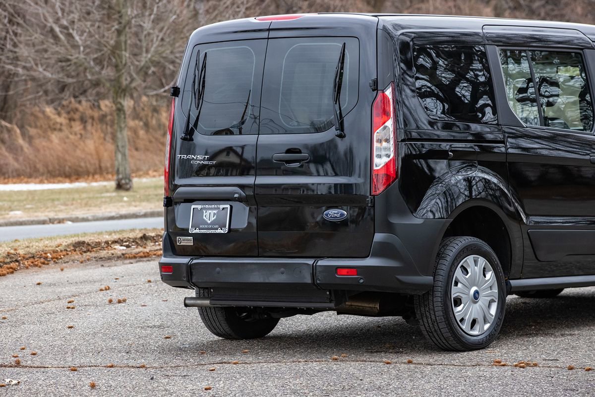 Used 2023 Ford Transit Connect XL image 5