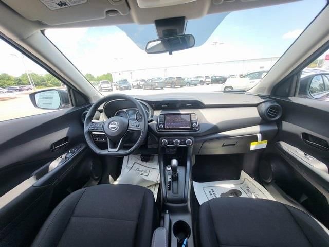 New 2025 Nissan Kicks Play S FWD image 14