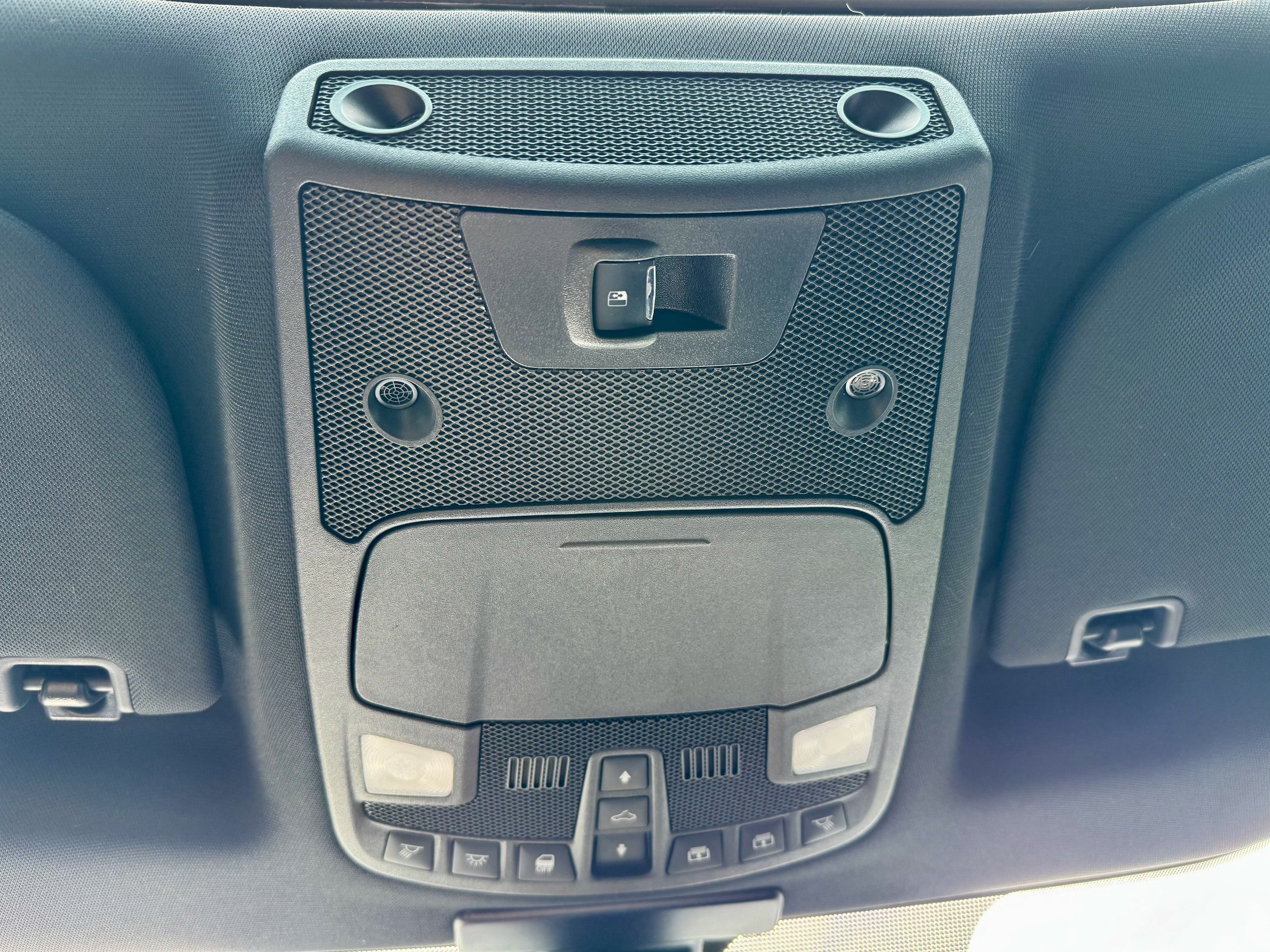 Used 2016 Ford F150 Platinum w/ Equipment Group 701A Luxury AWD/4WD image 23
