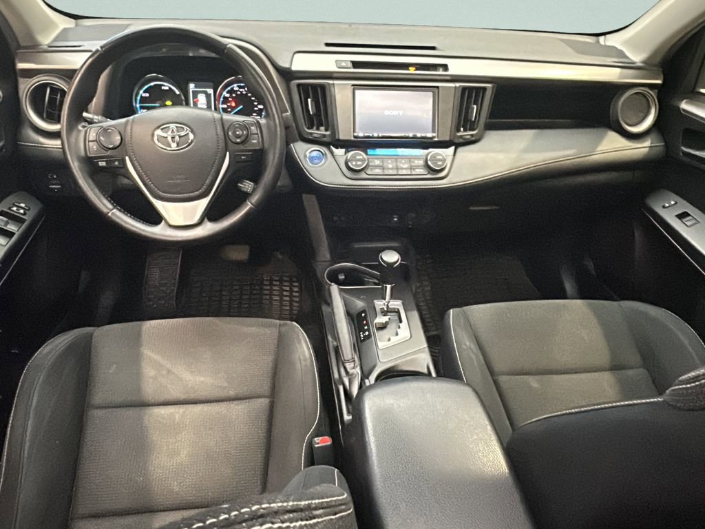 Used 2016 Toyota RAV4 XLE w/ Convenience Package image 19