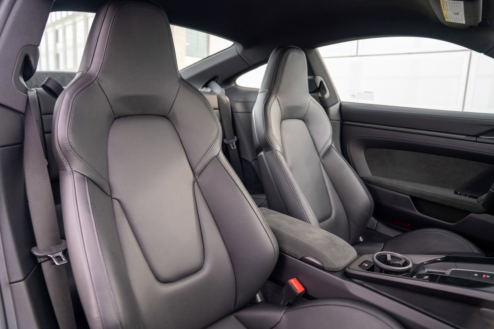 Certified 2024 Porsche 911 Carrera GTS image 23