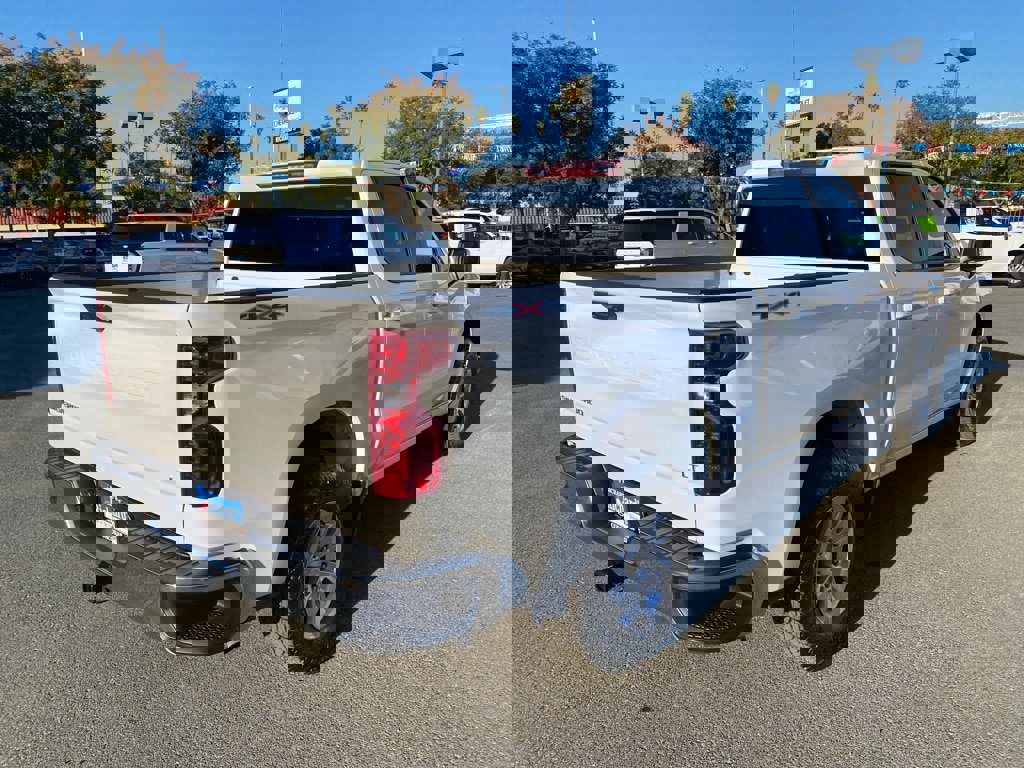 New 2026 Chevrolet Silverado 1500 LT image 10