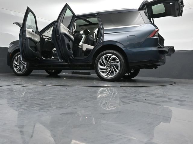 Certified 2025 Lincoln Navigator Reserve AWD/4WD image 61