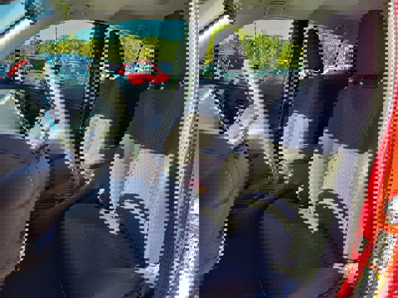 Used 2017 Toyota Prius Four image 16