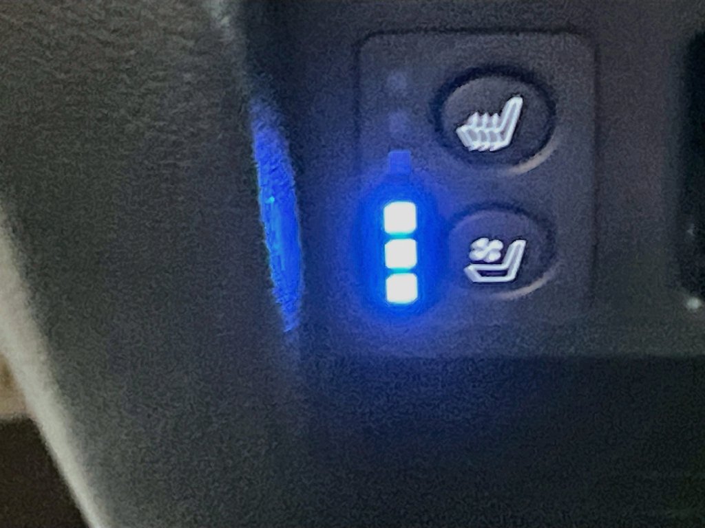 Used 2025 Honda Passport Black Edition image 21