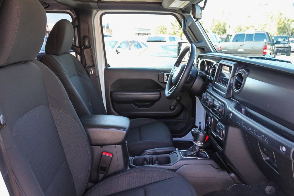 Used 2023 Jeep Wrangler Sport image 19